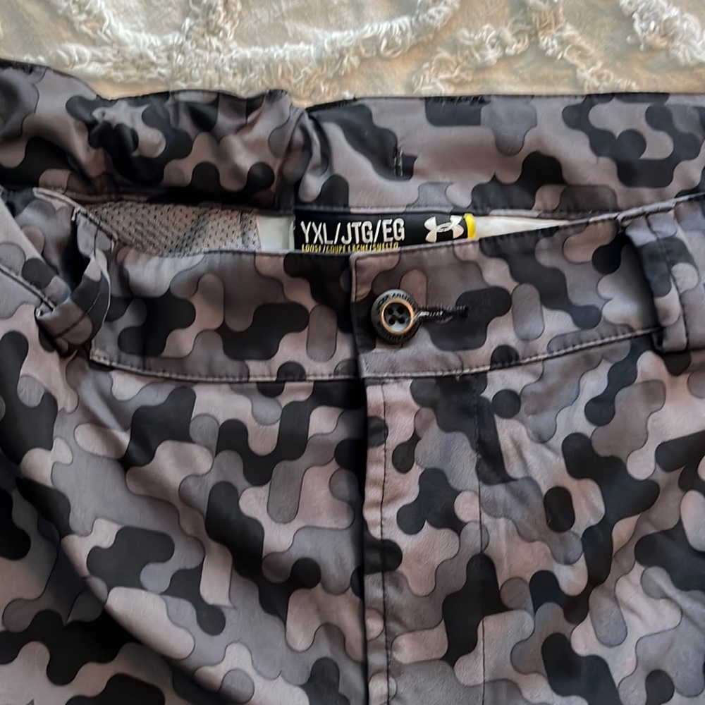 Under Armour Boys Golf Shorts